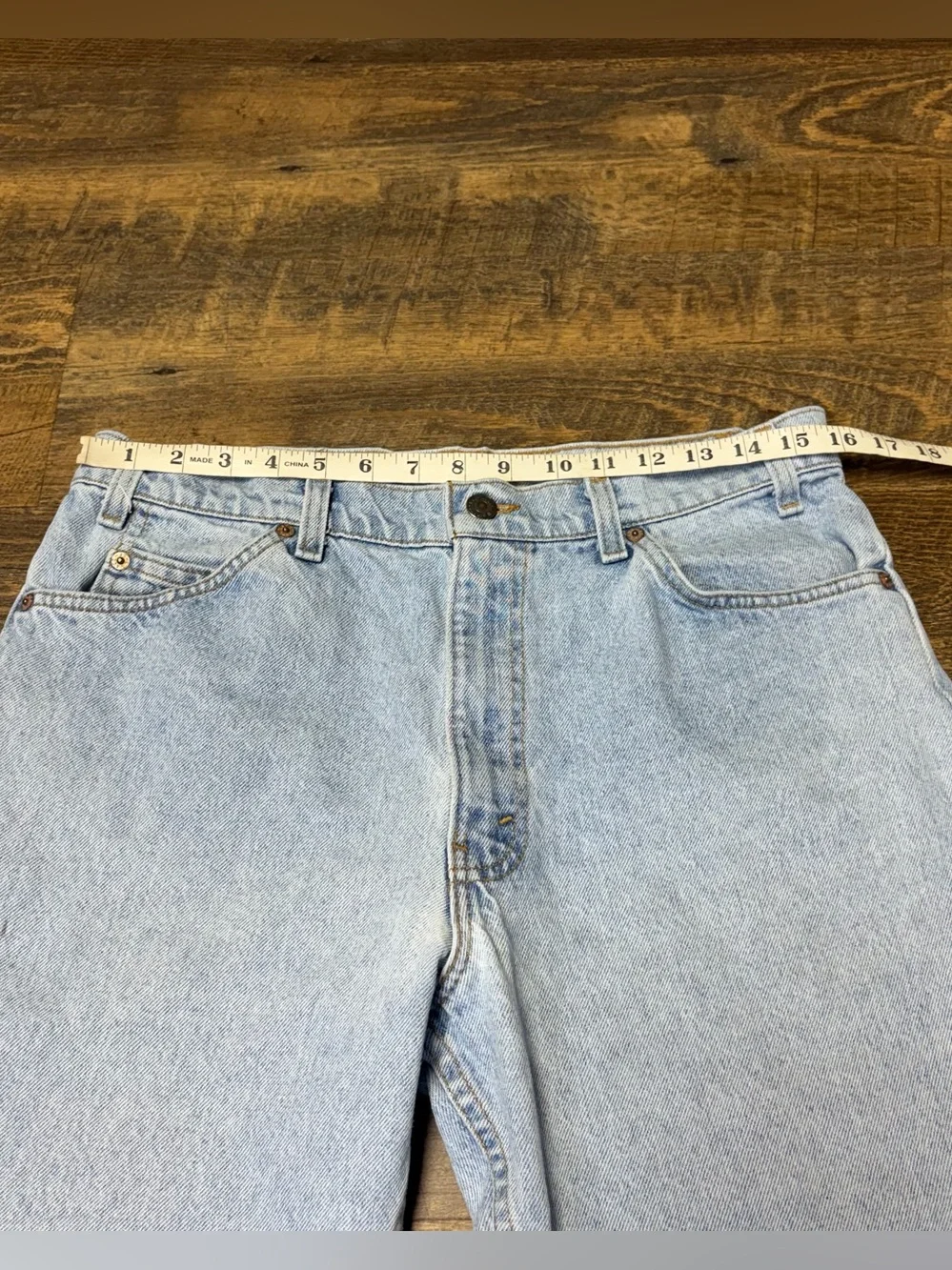 Vintage 80s Levi’s 550 Orange Tab Relaxed Fit Denim Jean Short Jorts Mens 34 USA